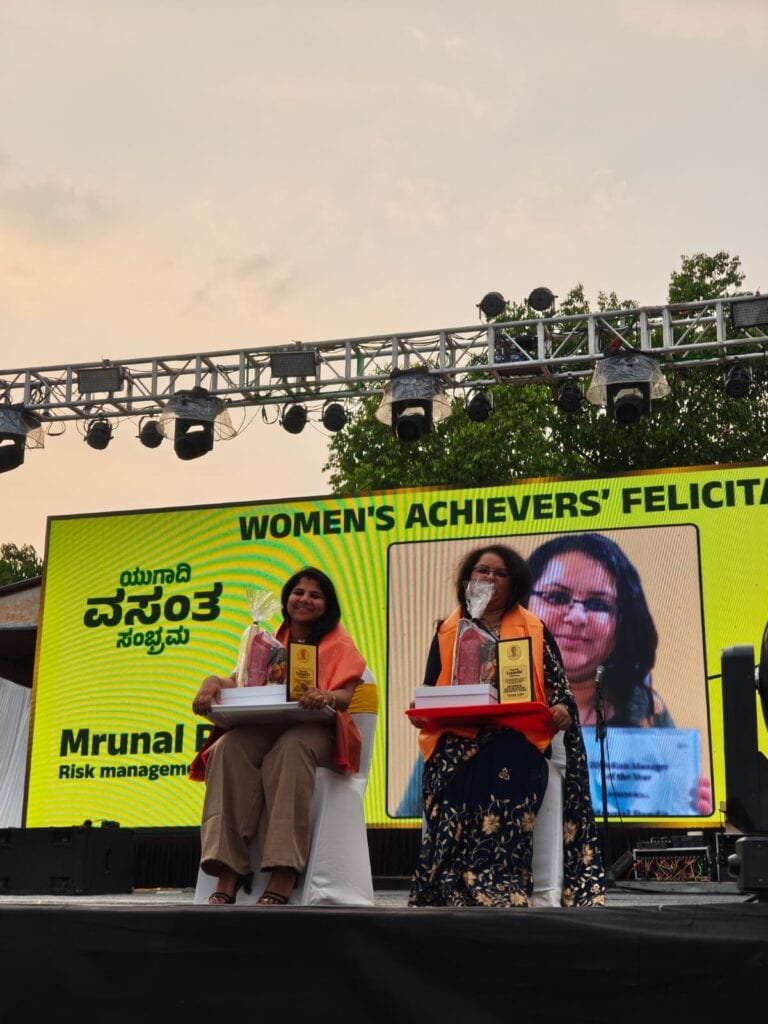 Mrunal Pandit receiving the Women’s Achiever Award